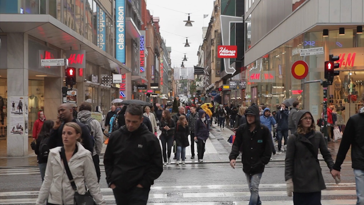 Nguoc dong trong chong dich, kinh te Thuy Dien van ton that nang ne hinh anh