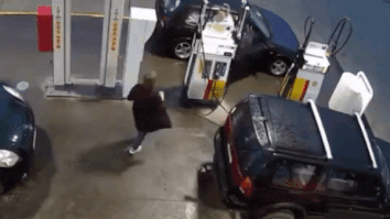 Tai xe lai oto roi tram xang khi chua rut voi bom gay tai nan hinh anh