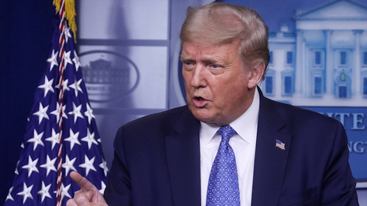 Ong Trump muon dong cua them nhieu lanh su quan TQ o My hinh anh