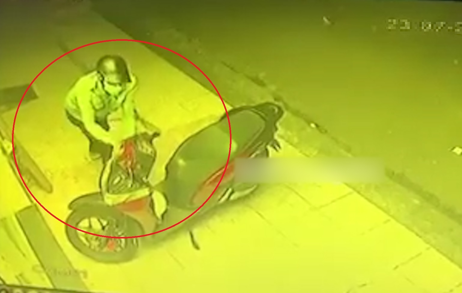 Trom be khoa xe SH o TP.HCM hinh anh