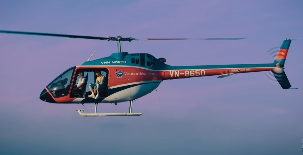 Trai nghiem loai truc thang Den Vau dung de quay MV hinh anh