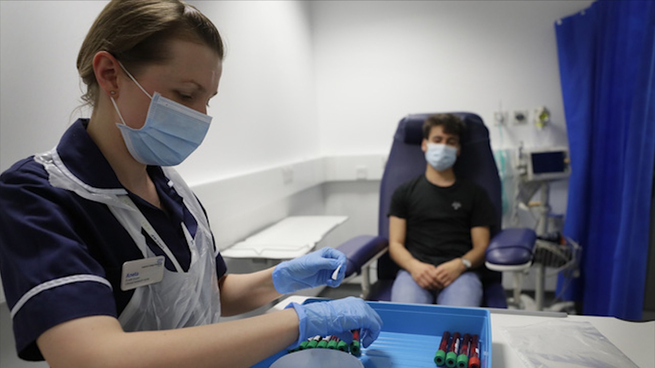 Singapore thu nghiem lam sang vaccine Covid-19 tren nguoi hinh anh