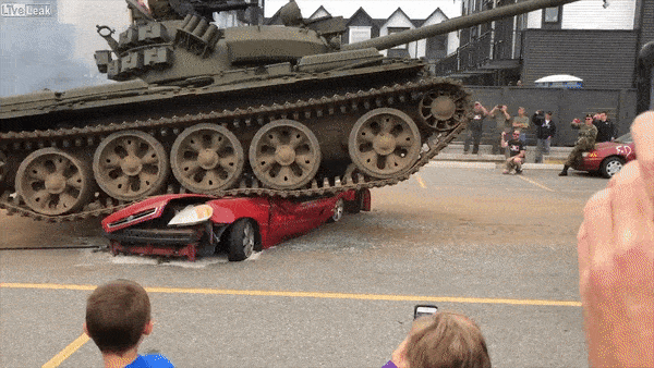 Xe tang T55 de bep oto hinh anh