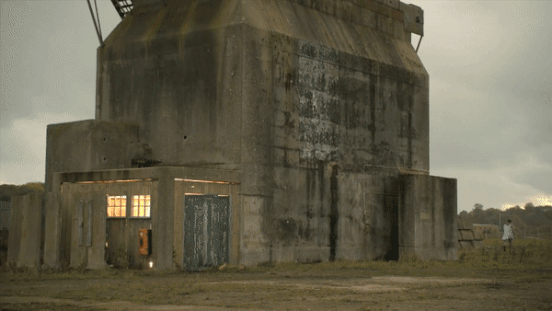 Vi sao khong the tai tao bang tuan hoan hoa hoc ngoai doi thuc? hinh anh