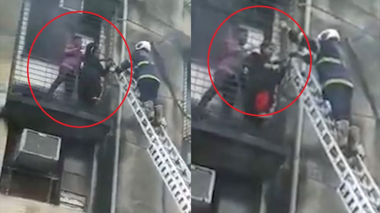 Doi cuu hoa giup dan bi ket trong dam chay o Mumbai hinh anh