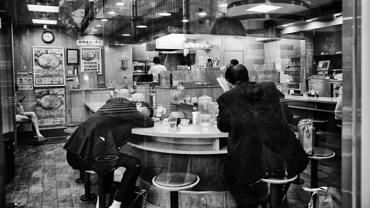 Vi sao hang chuc nghin nguoi Nhat bien mat moi nam? hinh anh