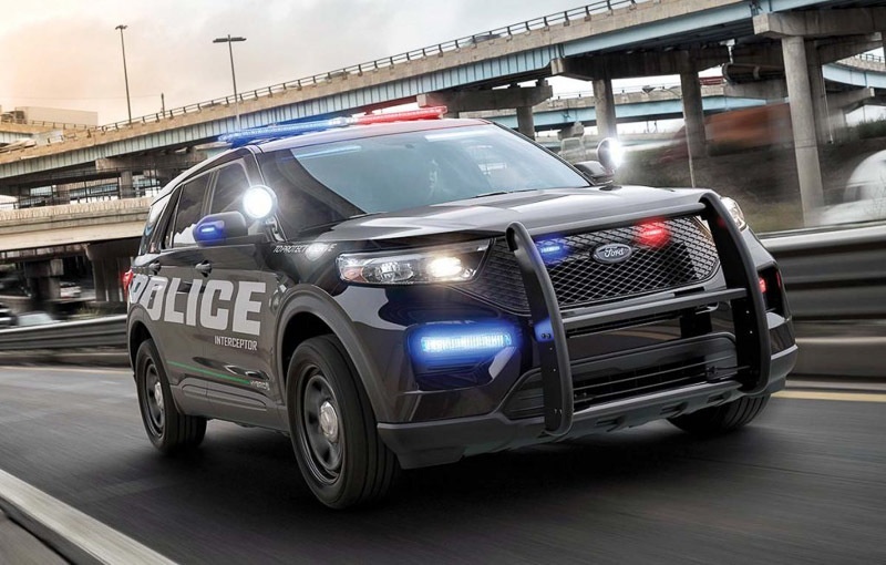 Cong nghe ben trong oto canh sat My hinh anh