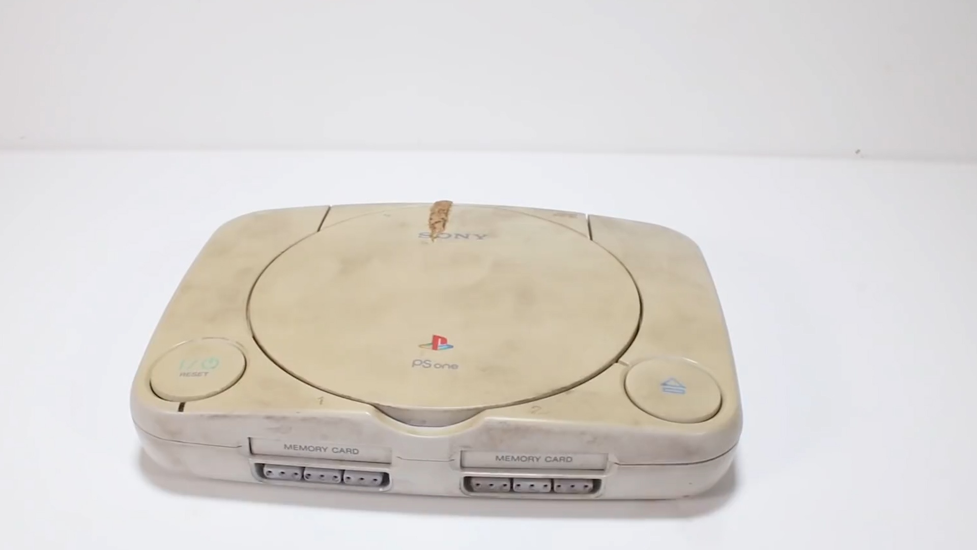 Phuc che PlayStation 20 nam tuoi hinh anh