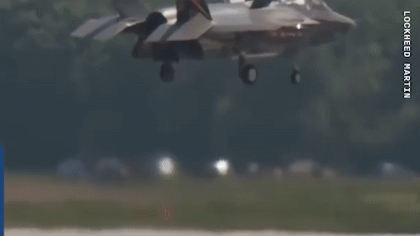 Kha nang cat canh nhu truc thang cua chien dau co F-35B hinh anh