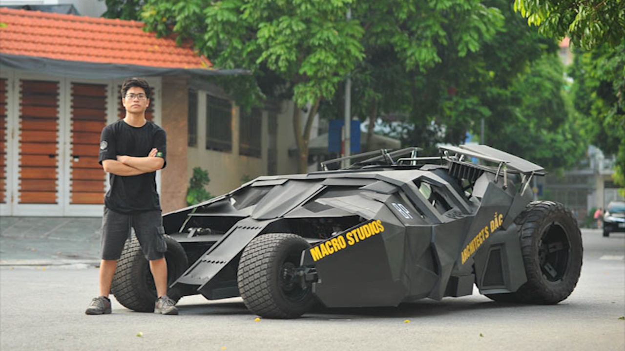 Sinh vien chi 500 trieu dong tu che xe Batman hinh anh