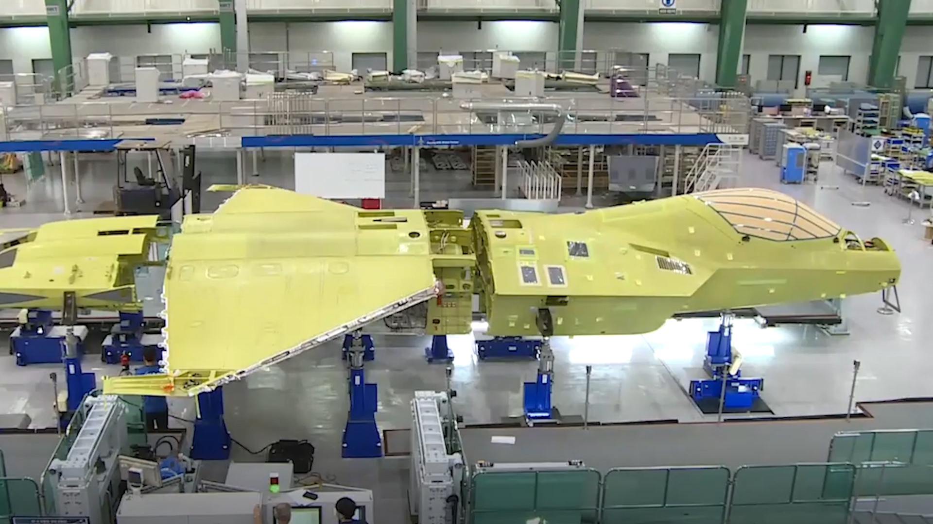 He lo hinh anh dau tien cua tiem kich tang hinh tu Han Quoc hinh anh