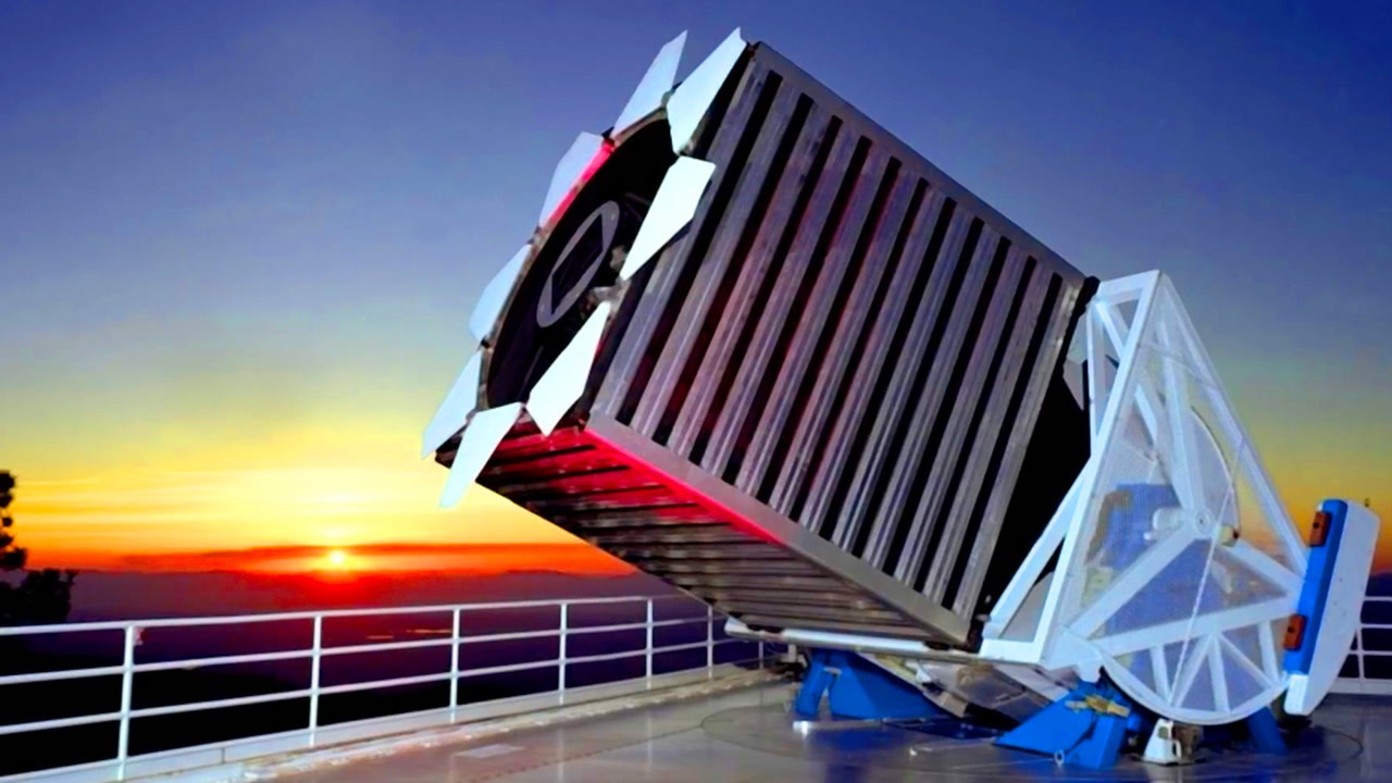 Co may giup kham pha bi an 11 ty nam lich su vu tru hinh anh