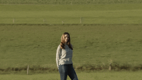 Bo may quay 45 kg co the zoom gan 200 m hinh anh