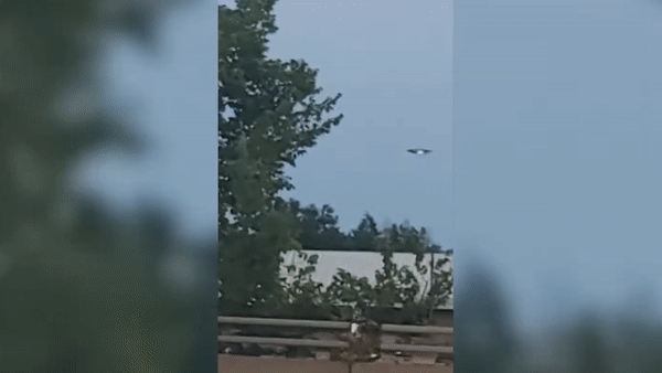 Vat the la bay tren bau troi New Jersey hinh anh