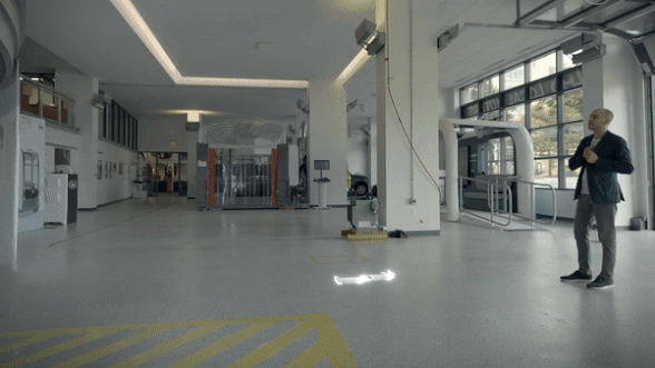 Oto dau tien san xuat bang cong nghe in 3D hinh anh