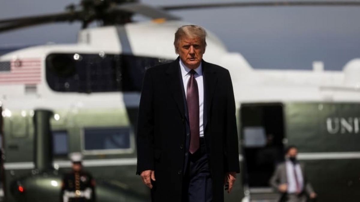 CNN: Bao dong do cho nuoc My sau khi tong thong mac Covid-19 hinh anh