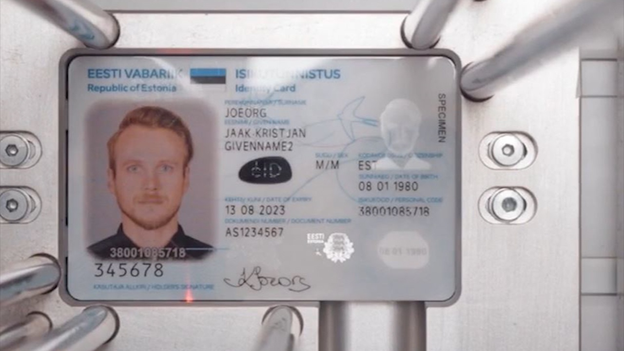 The CMND hien dai nhat the gioi hinh anh