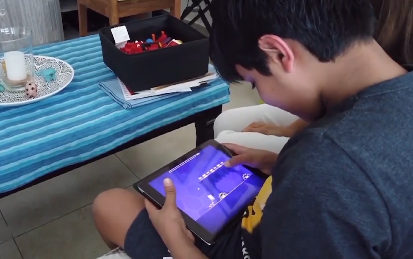 Nguy co nghien cong nghe tu truong hoc hinh anh