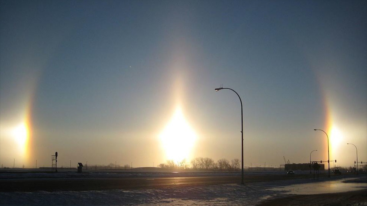 Hien tuong Mat Troi gia xuat hien o Trung Quoc hinh anh