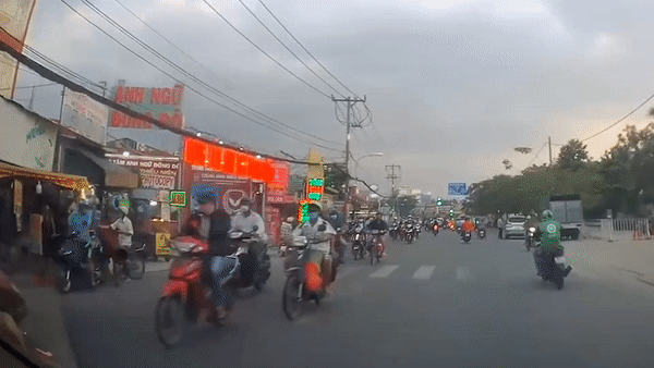 Xe may vuot au tat dau oto hinh anh