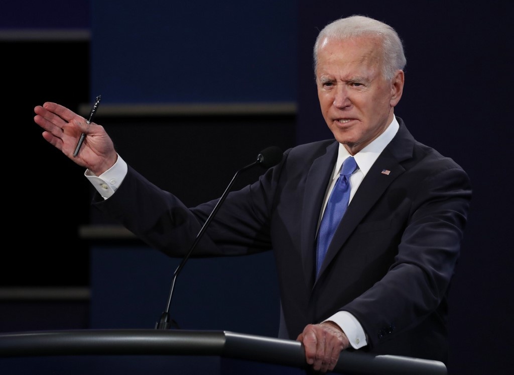 Ong Biden canh bao ve thoi ky 'Mua dong Den toi' hinh anh