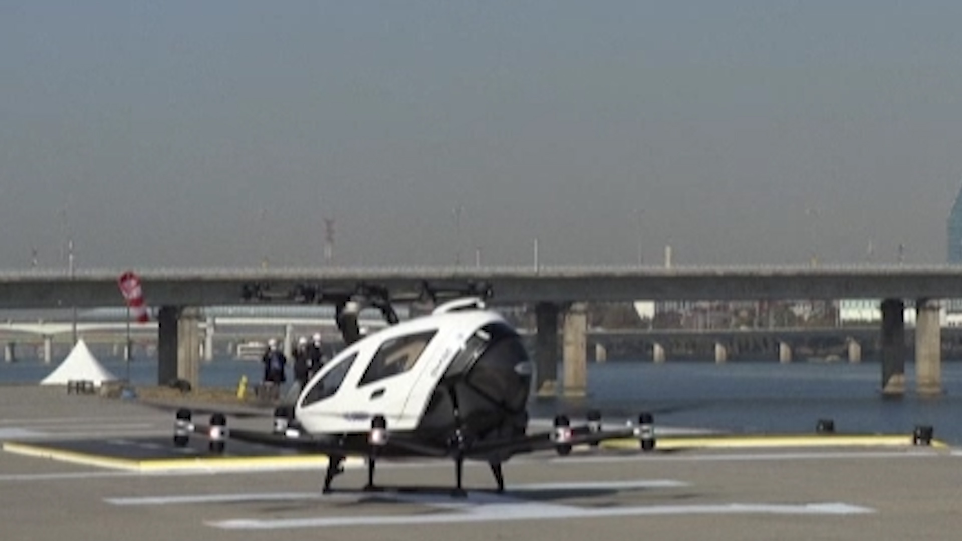 Thu nghiem taxi bay khong nguoi lai o Han Quoc hinh anh