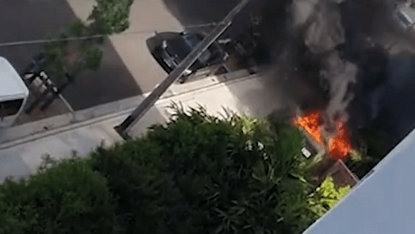 May bien ap boc chay, hang nghin ngoi nha o Australia mat dien hinh anh