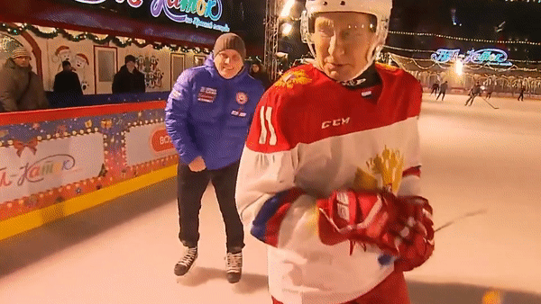 Tong thong Nga choi khuc con cau voi cau be 9 tuoi o Quang truong Do hinh anh