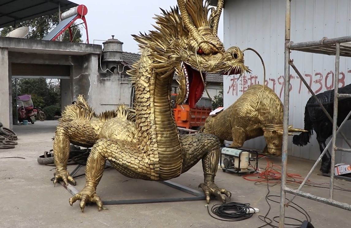 Nghe nhan bien lop xe thanh tac pham hinh rong vang hinh anh