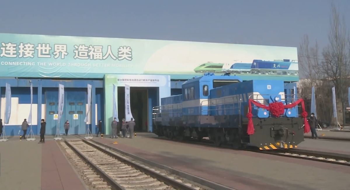 Dau may xe lua chay bang hydro hinh anh