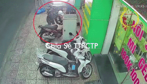 Trom be khoa xe may o TP.HCM hinh anh