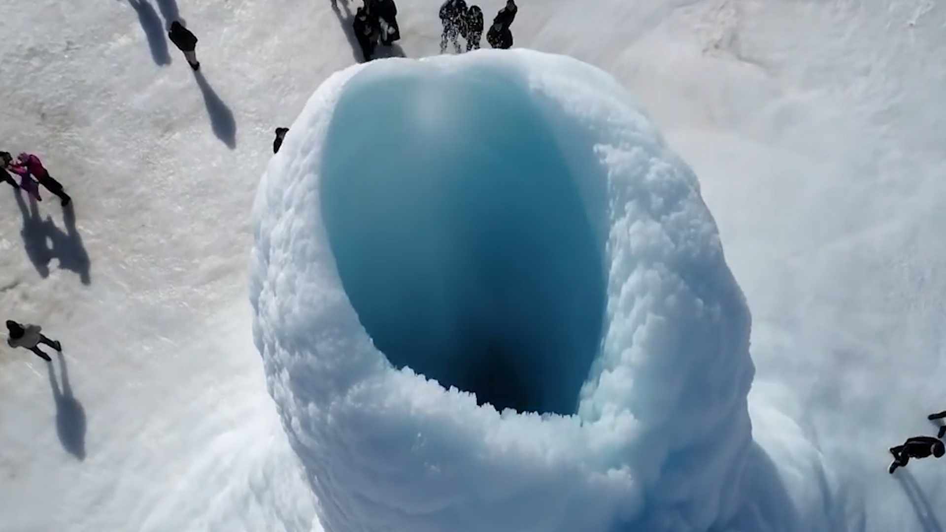 'Nui lua' bang xuat hien o Kazakhstan hinh anh