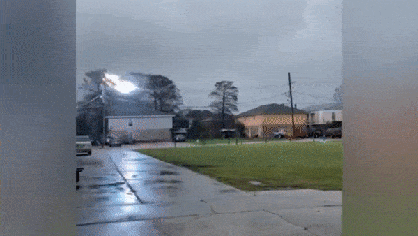 Duong day dien 'phat sang' do ro ri dien o My hinh anh