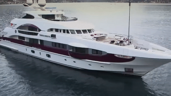 Kham pha noi that cua du thuyen tri gia 38,8 trieu USD hinh anh