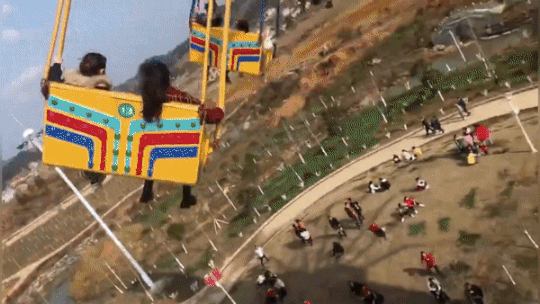 Sap du quay khien 16 nguoi bi thuong hinh anh