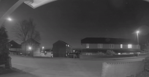 Vet sao bang vut qua bau troi o Anh hinh anh