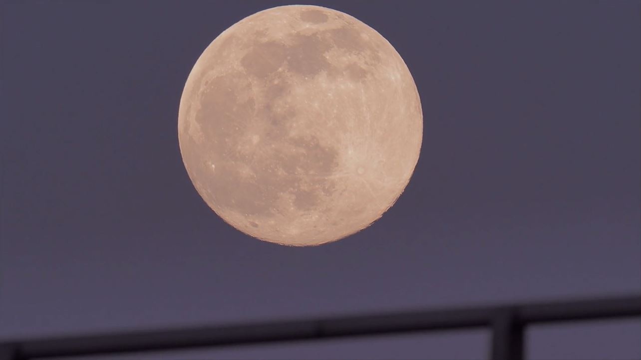 Hien tuong 'Mat Trang tuyet' moc o Anh hinh anh