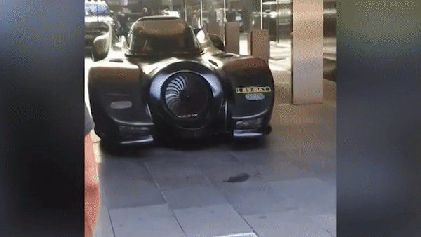 Sieu xe Batmobile xuat hien o Sydney hinh anh