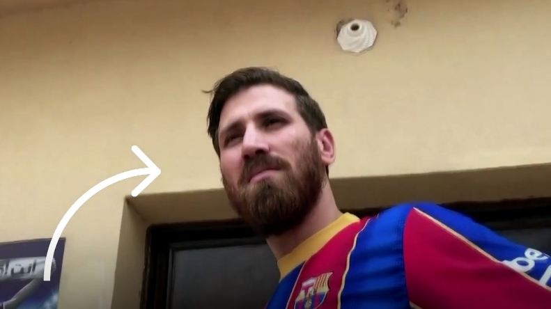 Hoa si nguoi Ai Cap giong nhu ban sao cua Messi hinh anh