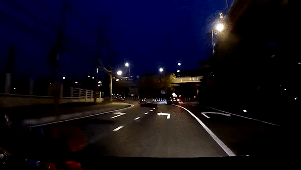 Thung xe container de trung oto hinh anh