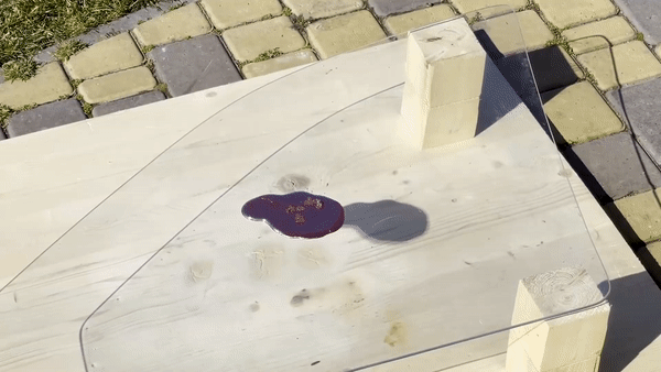 Thu nghiem do chat long hon 1.000 do C len cac loai kinh hinh anh