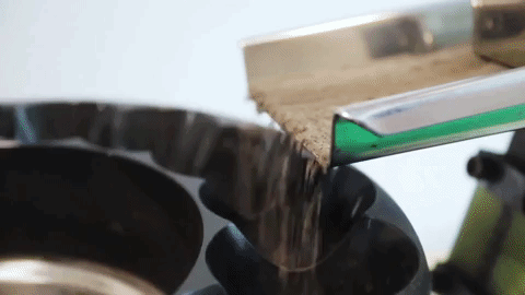 Can canh cong nghe bien rac thanh vang thoi hinh anh