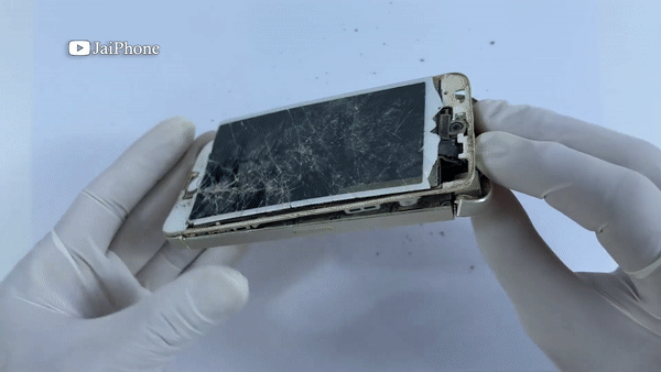 Phuc che chiec iPhone 5s mop meo, vo man hinh hinh anh