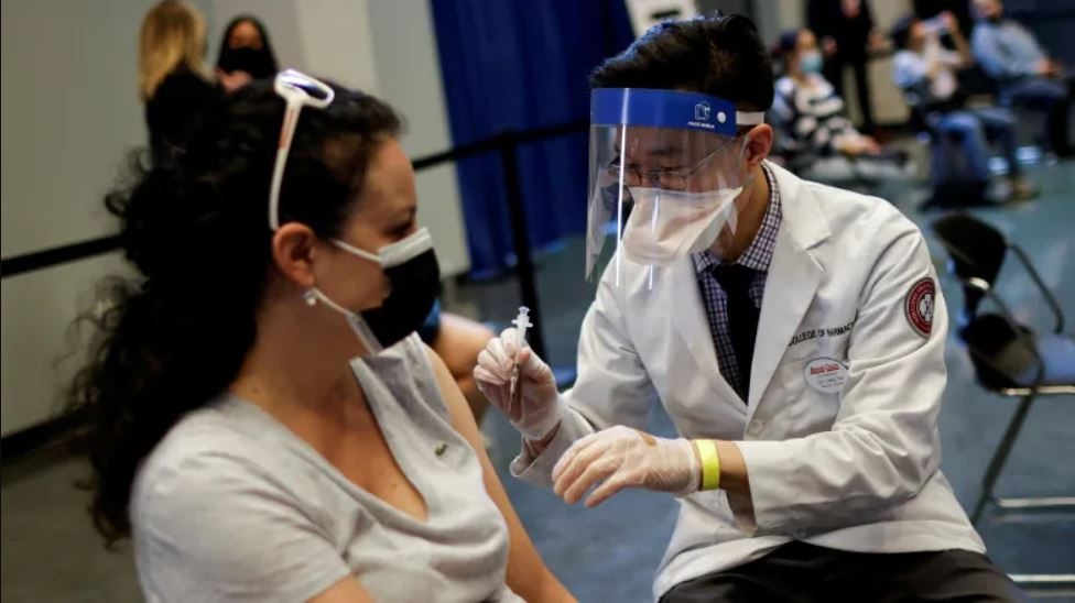 My noi lai viec su dung vaccine Johnson & Johnson hinh anh