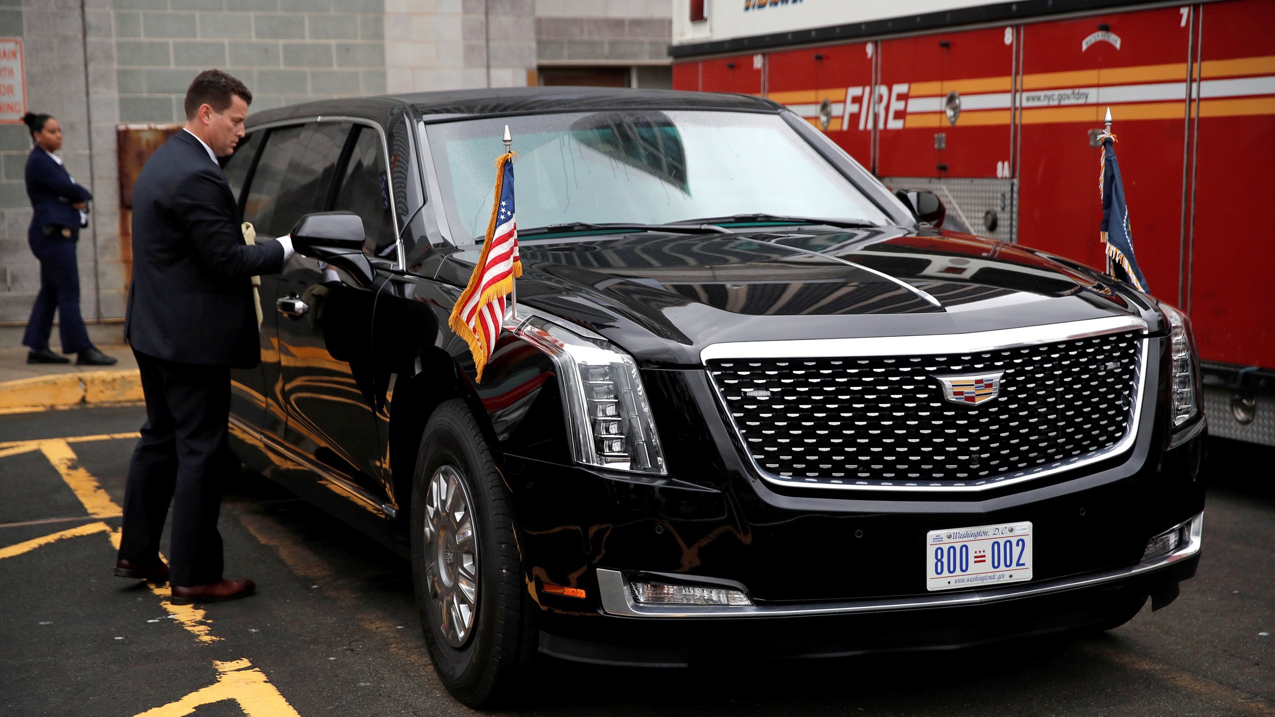 Chiec limousine cua tong thong My nang hon 10 tan hinh anh