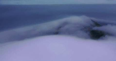 Suong mu huyen bi bao phu hon dao o Trung Quoc hinh anh