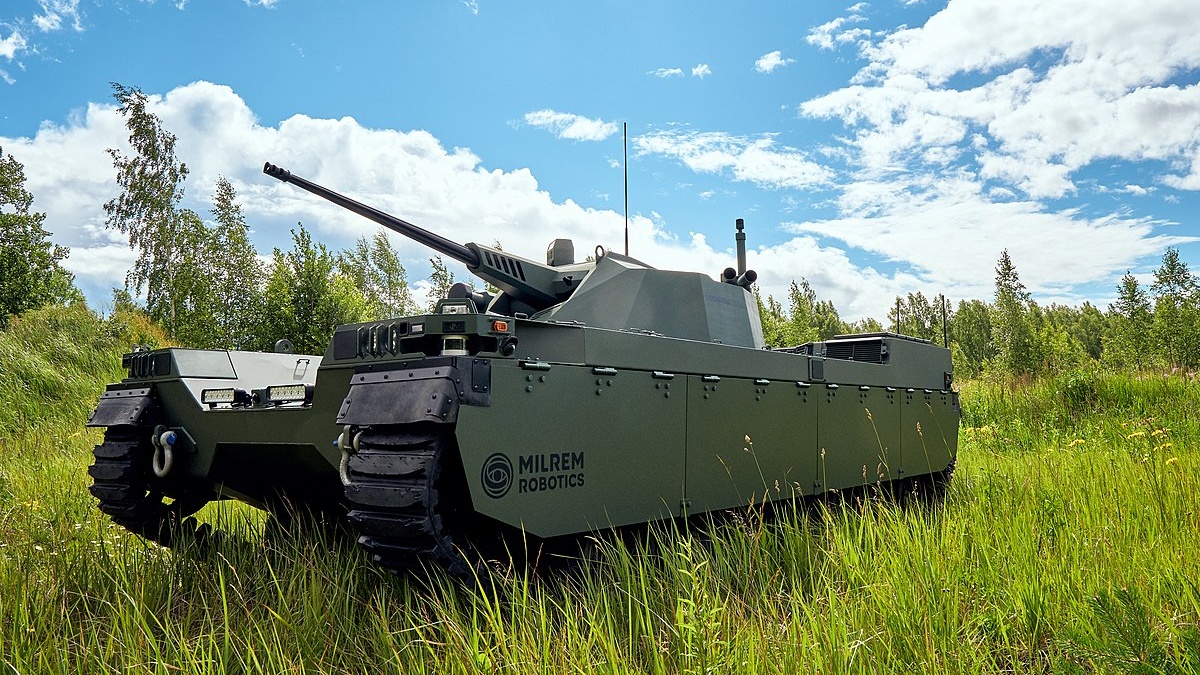 Nhung phuong tien chuyen dung danh rieng cho quan doi hinh anh