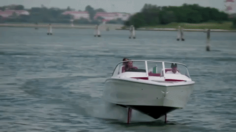 'Thuyen bay' giup chong xoi mon o Venice hinh anh