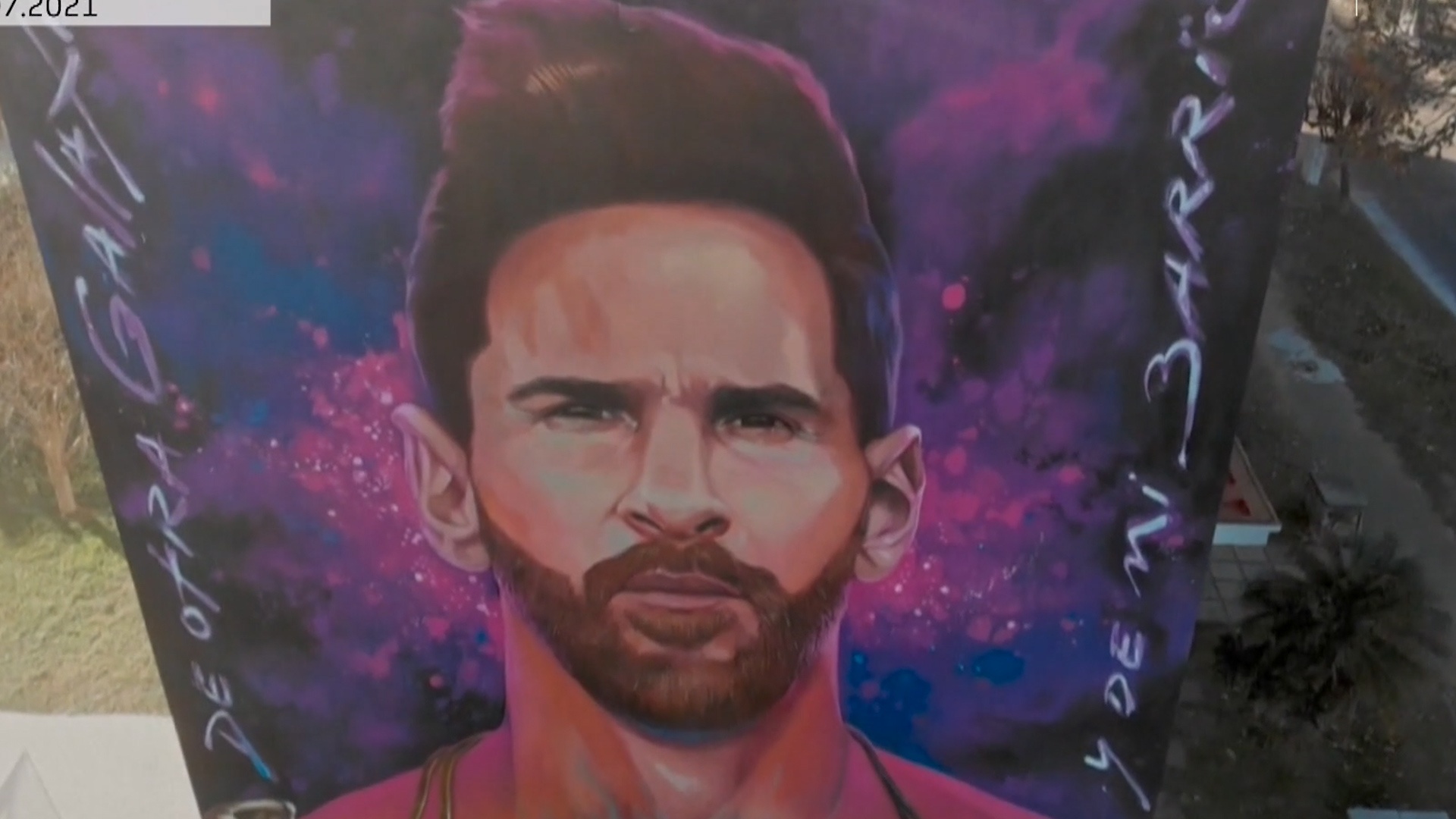 Buc hoa khong lo cua Messi tren toa nha 4 tang o Argentina hinh anh