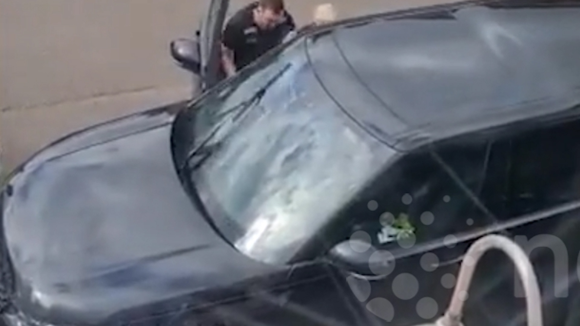 Canh sat ngan chan vu cuop xe tai Anh hinh anh